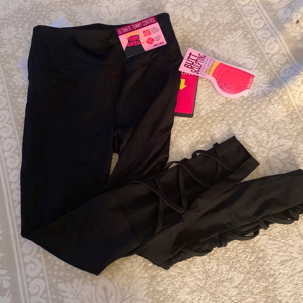 Buskin’s Butt Sculpting Black Legging Fancy legs